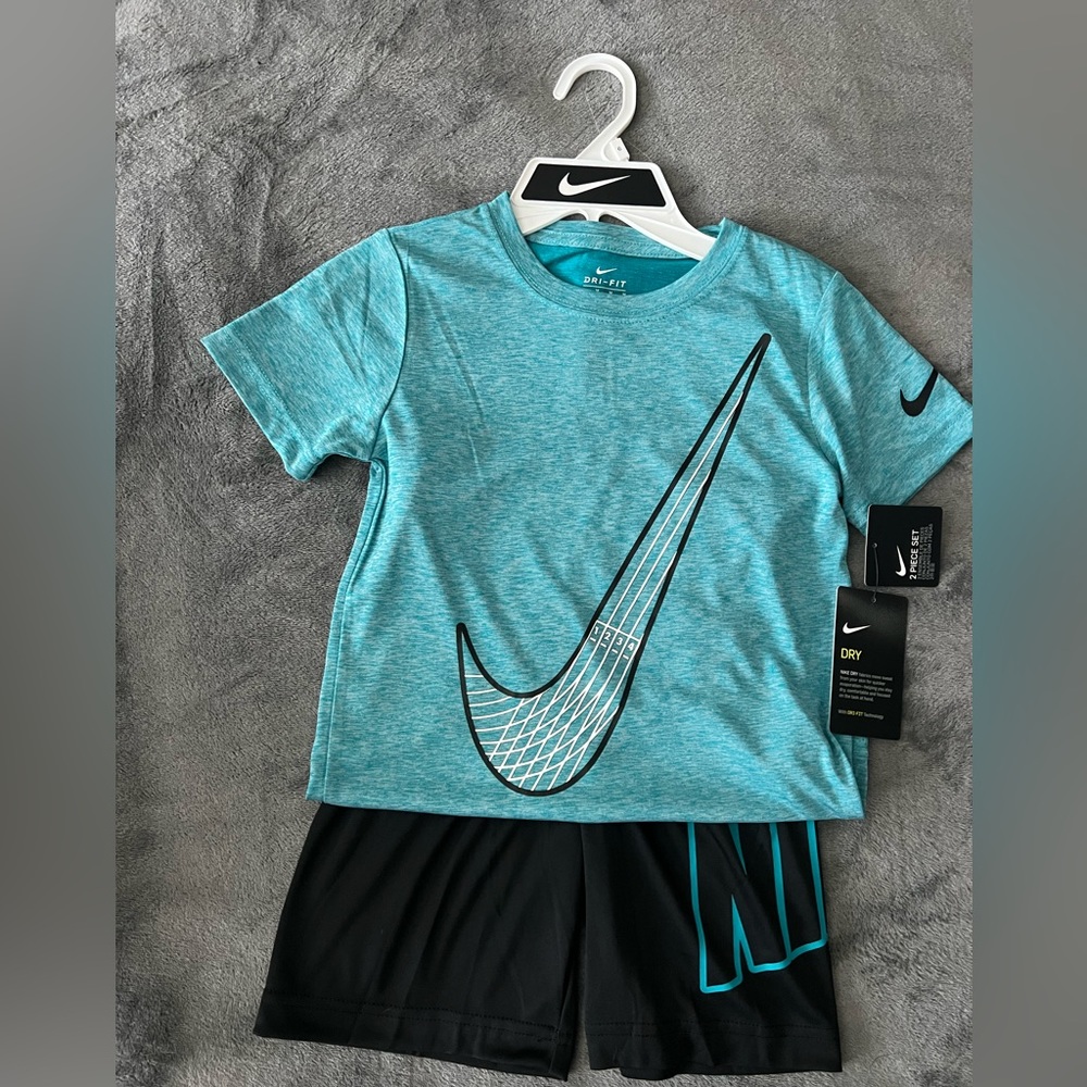 Nike